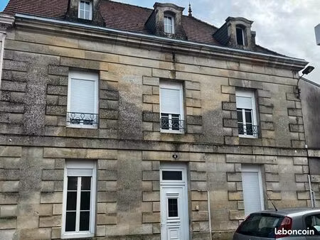 immeuble 300 m² montendre