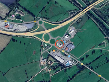 local professionnel à louer vitry en charollais 7 pièce(s) 823m2 6 000€/mois ht/hc