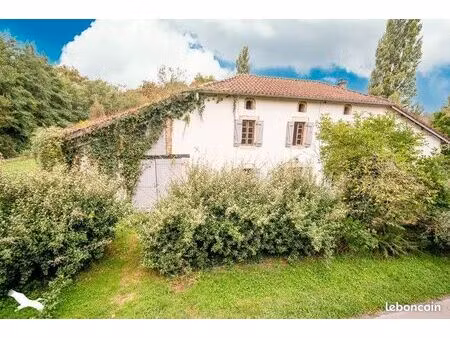 ferme 4 pièces 150 m²