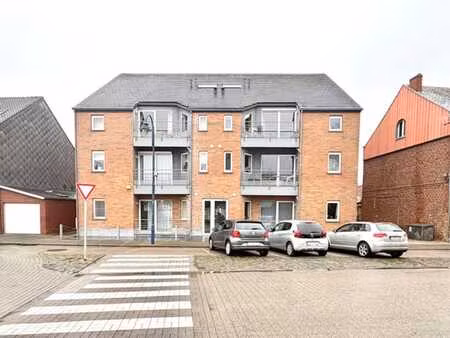 eghezee  lumineux appartement (2ch/1sdb).