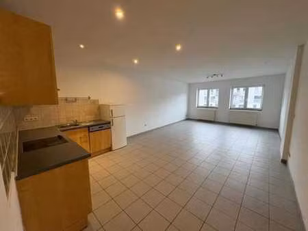 charmant appartement 1 chambre – rue de bruxelles 23 namur
