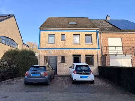 appartement lumineux avec parking à bouge