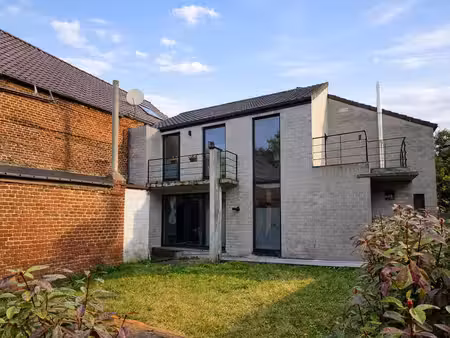 belle maison 2 chambres avec jardin et terrasse idéalement s