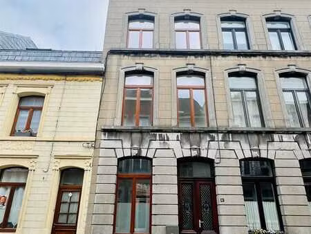 maison de caractère rénovée – centre historique de binche