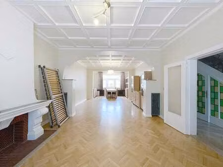 offre apd 699k - magnifique maison avec jardin et garage