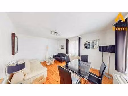 charmante maison unifamiliale 2 (3) chambres à gilly