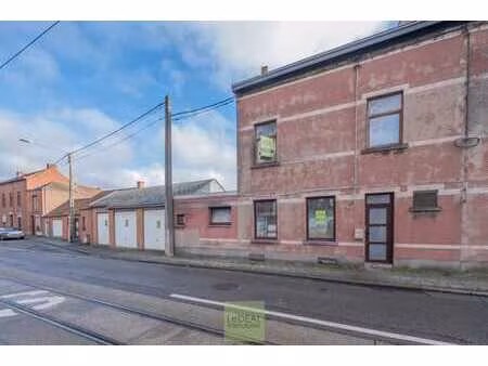 maison 2ch / 3 garages / jardin