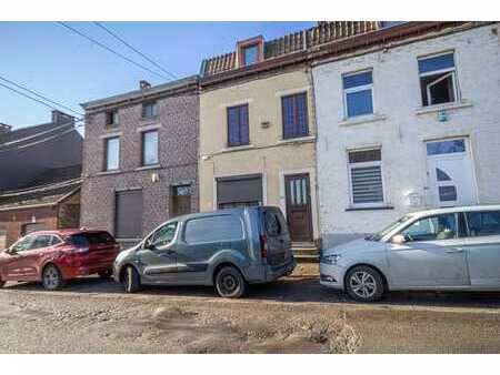 maison 2 chambres à rénover avec passage latéral