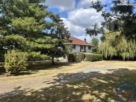 maison 7 pièces 193 m²