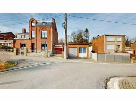 charmante maison 4 chambres avec terrain à bâtir