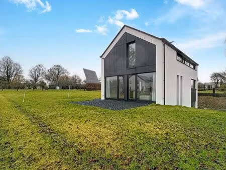 maison à louer à mont € 1.450 (lkz1c) | zimmo