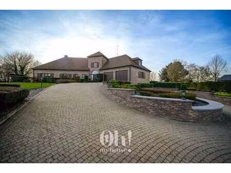 une propriété d’exception aux volumes rares à la bruyère