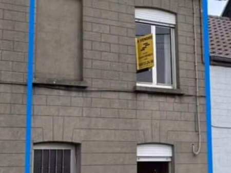 bonne maison d’habitation 2 façades