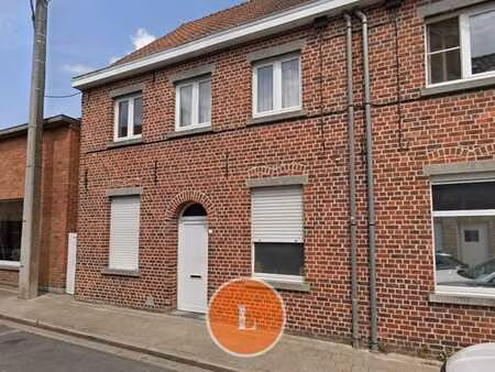 instapklare opportuniteit met 4 slaapkamers en stadstuin ...