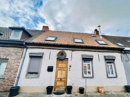 ravissante maison de style avec grand jardin