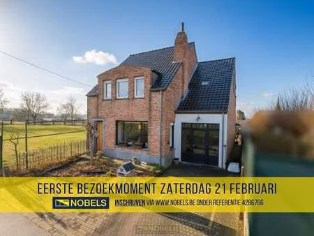 te koop  gezinswoning met knusse tuin op landelijke liggi...