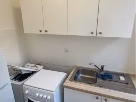 f2 rénové centre ville