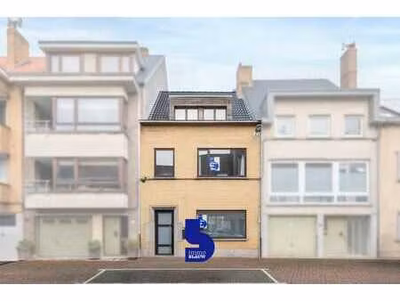 charmante instapklare gezinswoning met tuin in oostende