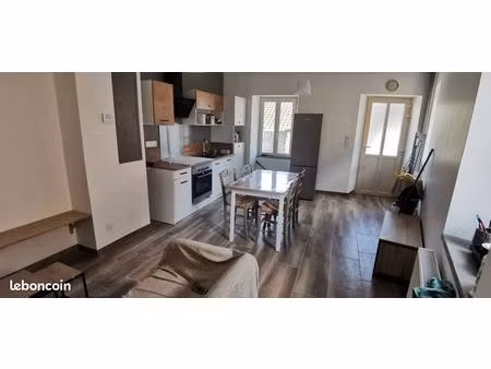 location maison de ville