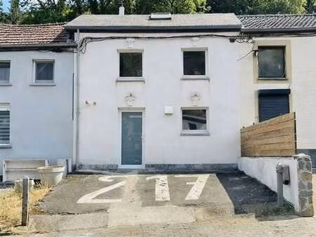 charmante maison 1 chambre et jardin entièrement rénovée.