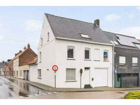 maison d'angle avec epc b  3 chambres  garage et jardin ori