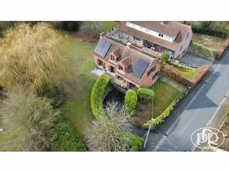 calme  résidentiel  bureau et 2 garages