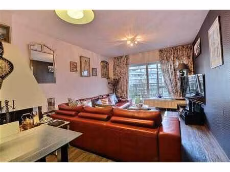 evere – appartement 2 chambres avec terrasse