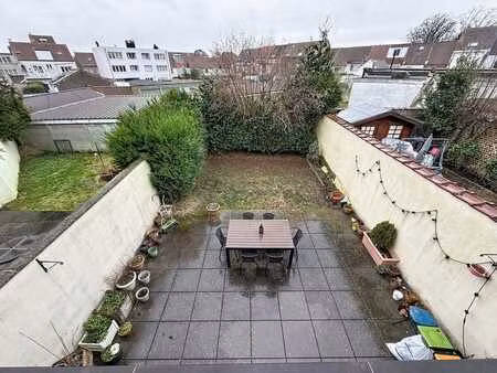 duplex 2 ch avec terrasse et jardin