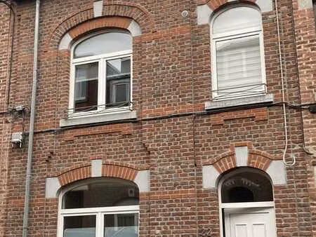 maison à vendre à saint-servais