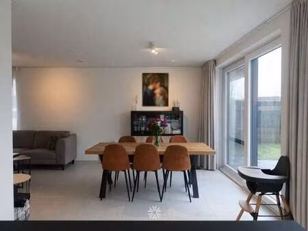 maison à louer à eke € 1.350 (lkz9i) | zimmo