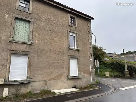 immeuble 5 pièces 85 m²