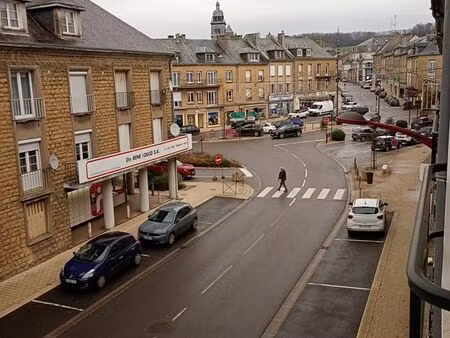 f2 centre ville carignan