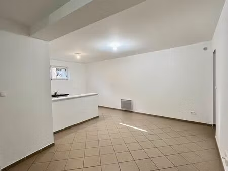 résidence domaine d’arc – grand t2 de 51 m² avec espace nuit – centre de vallon-pont-d'arc