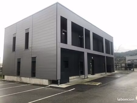 bureaux 120 m²