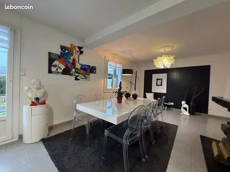 maison 5 pièces 108 m²