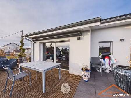 villa 5 pièces 123 m²