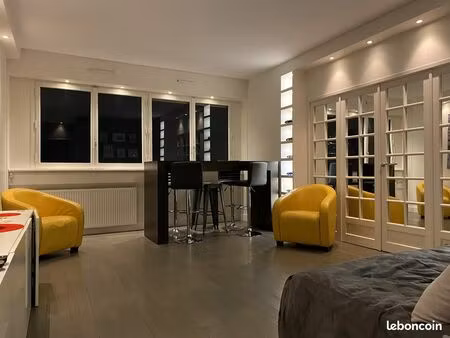 70m² courbevoie  état neuf   proximité toute commodité  vue panoramique exceptionnelle