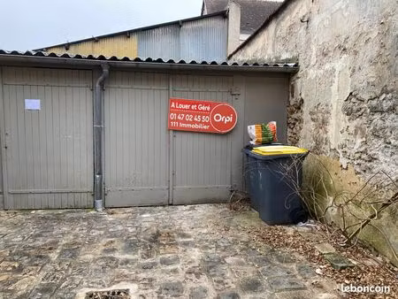 garage 18 m² verrieres le buisson