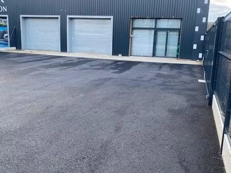 local commercial de 295 m2