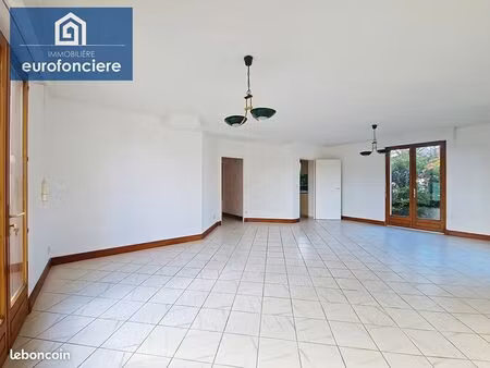 maison 7 pièces 142 m²