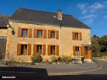 maison 7 pièces 210 m²