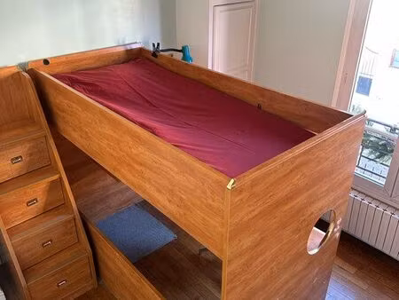 chambre calme à louer à partir d’octobre 2025