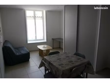 studio meublé +parking châtillon/chalaronne centre