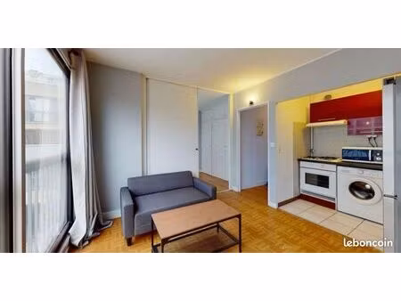 2 pieces 35m 2 + parking