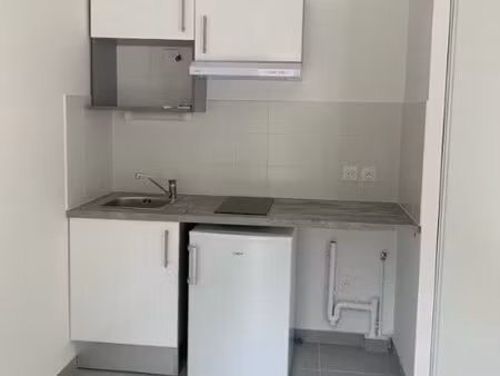 studio 1 pièce 26 m²