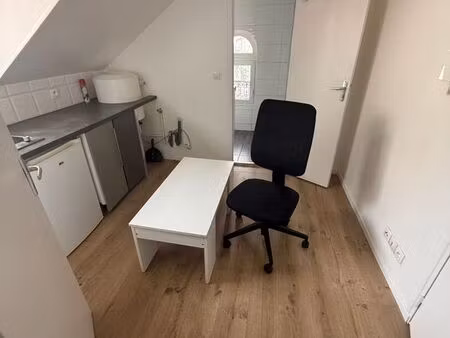 studio 1 pièce 18 m²