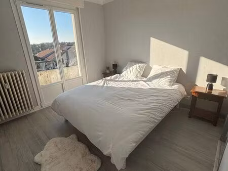 appartement f5 meublé très lumineux tout équipé