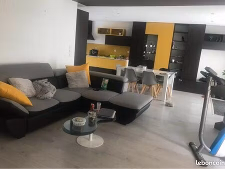 maison madonne et lamerey