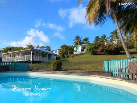 bungalow 9 pièces 135 m²