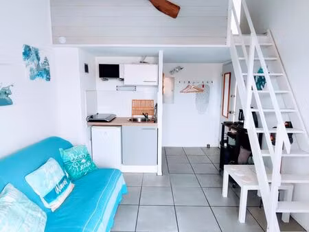 joli studio + mezzanine près de la plage